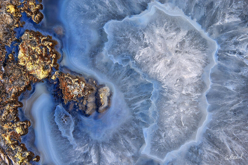 Crystal Currents
