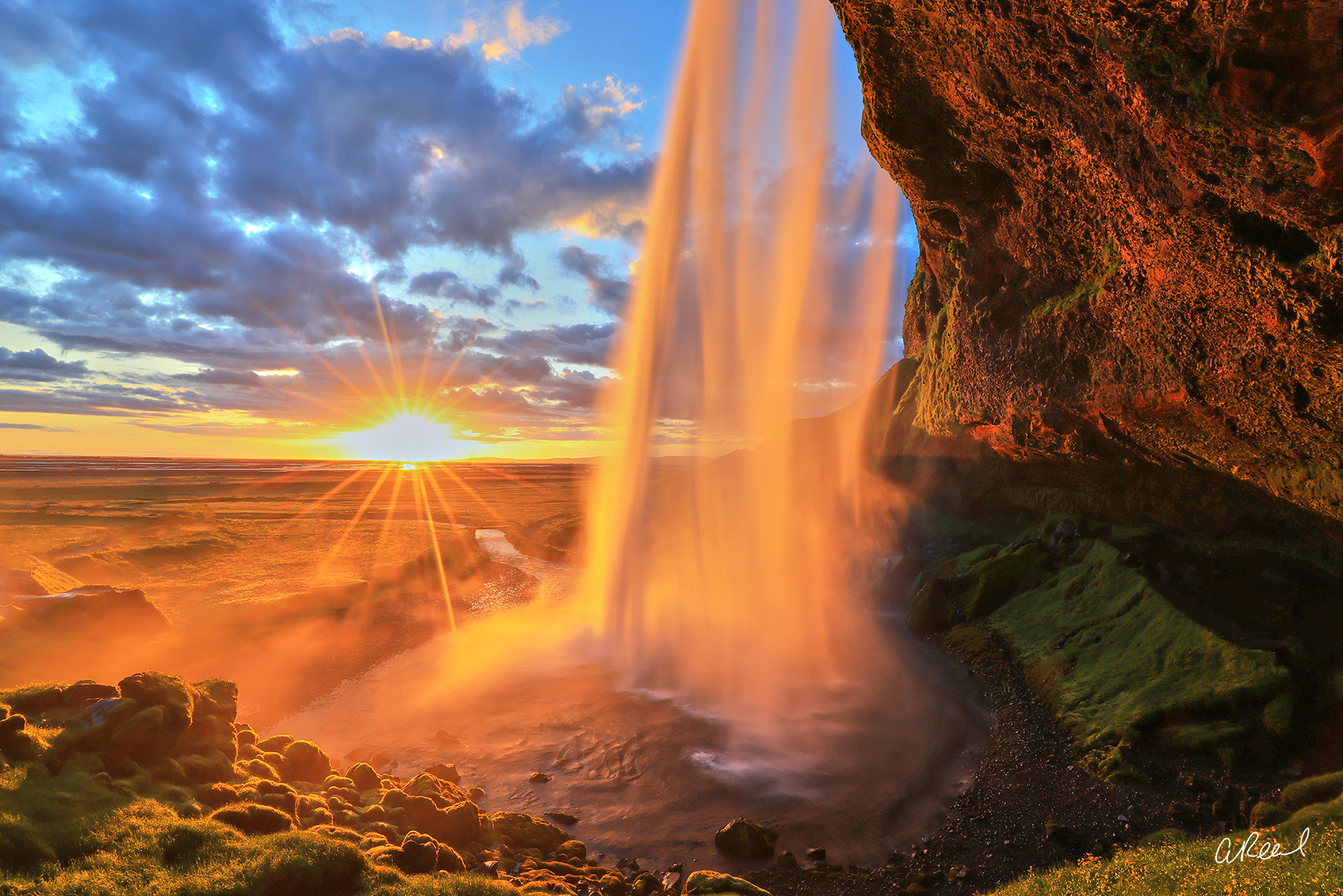 アイルランド 聖なる泉 写真集「Fish Stone Water」ケルト Two Minutes to Midnight | Seljalandsfoss, Iceland | Aaron Reed
